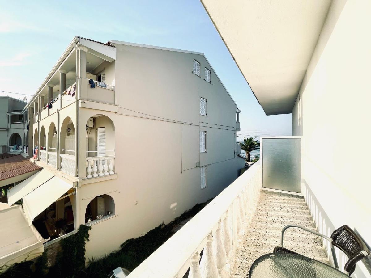 Kappa & Lamda Apartments Roda  Luaran gambar